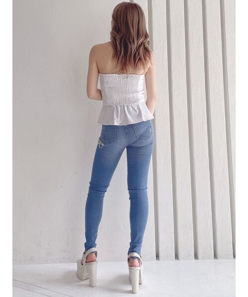 GYDA(ジェイダ)の「【WEB限定】【TINY低身長さん向け】フロントZIPペプラムブラウス(シャツ/ブラウス・レディース・オフホワイト/ブラック・FREE)」の4枚目の写真