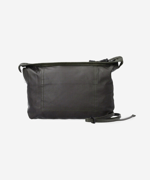 Bshop(ビショップ)の「Sisii | 〈別注〉 レザーサコッシュ(ショルダーバッグ・レディース・ベージュ/ブラウン/ブラック・F)」の4枚目の写真