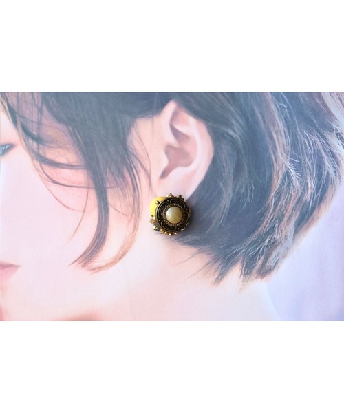 tone（トーン）の「【mauvelily】Jewel macaron(MA)（イヤリング・レディース・イエロー/オレンジ・FREE）」の4枚目の写真