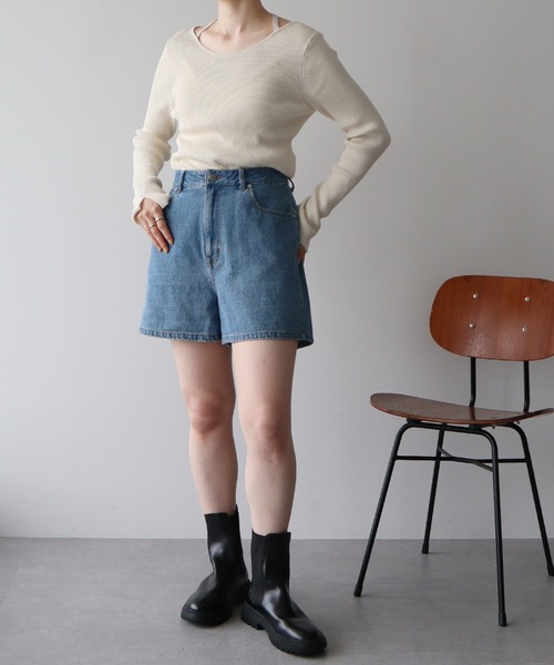 earth music&ecology（アースミュージックアンドエコロジー）の「フリンジロゴデニムショートパンツ（デニムパンツ・レディース・ブラック/インディゴブルー・S/M）」の13枚目の写真