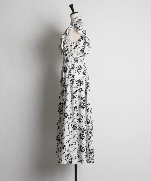 tocco closet（トッコ クローゼット）の「フリル付きアシメ