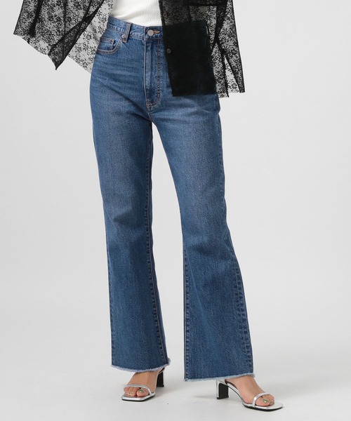 BAYFLOW（ベイフロー）の「[ストレッチ入り]フレアジーンズ（デニムパンツ・レディース・サックスブルー/インディゴブルー・SMALL/MEDIUM）」の7枚目の写真