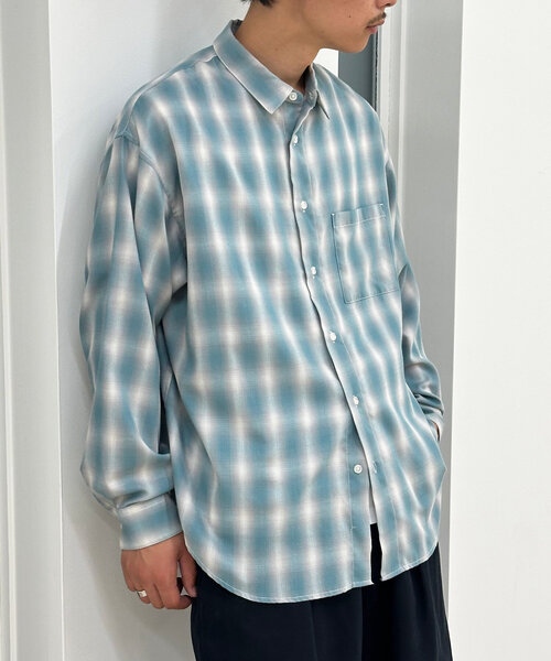 CIAOPANIC（チャオパニック）の「【ユニセックス】オンブレチェックシャツ（シャツ/ブラウス・レディース・チャコールグレー/ブラック/ネイビー/グレー/サックスブルー/オレンジ/ブルー/ホワイト・MEDIUM/LARGE）」の6枚目の写真