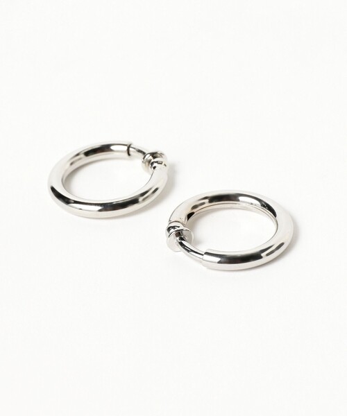Ray BEAMS（レイビームス）の「フープ イヤリング（イヤリング・レディース・シルバー/ゴールド・ONE SIZE）」の3枚目の写真