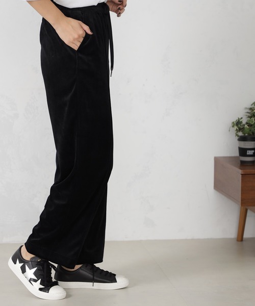 FOUND GOOD（ファウンドグッド）の「ベロアイージーパンツ（その他パンツ・レディース・アイボリー/ブラック/ブラウン系8/オレンジ系5/ブルー系5・L/M/S）」の7枚目の写真