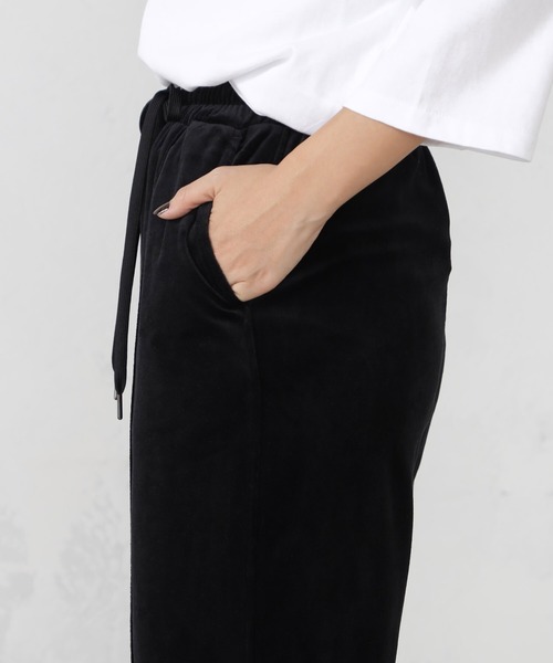 FOUND GOOD（ファウンドグッド）の「ベロアイージーパンツ（その他パンツ・レディース・アイボリー/ブラック/ブラウン系8/オレンジ系5/ブルー系5・L/M/S）」の9枚目の写真