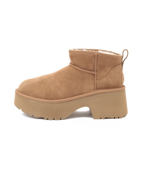 UGG(アグ)の「【WEB限定】【UGG(アグ)】 Classic Ultra Mini New Heights(ブーツ・レディース・ブラック/キャメル・23/24/25)」の8枚目の写真