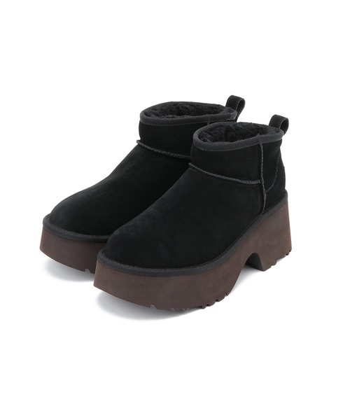 UGG(アグ)の「【WEB限定】【UGG(アグ)】 Classic Ultra Mini New Heights(ブーツ・レディース・ブラック/キャメル・23/24/25)」の14枚目の写真