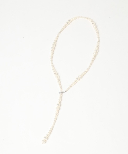 Andemiu（アンデミュウ）の「ガラスパールYラインネックレス202881（ネックレス・レディース・ホワイト/グレー・FREE）」の5枚目の写真