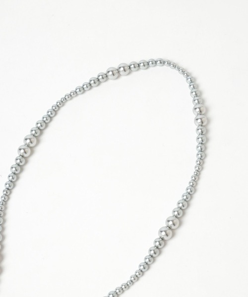 Andemiu（アンデミュウ）の「ガラスパールYラインネックレス202881（ネックレス・レディース・ホワイト/グレー・FREE）」の9枚目の写真