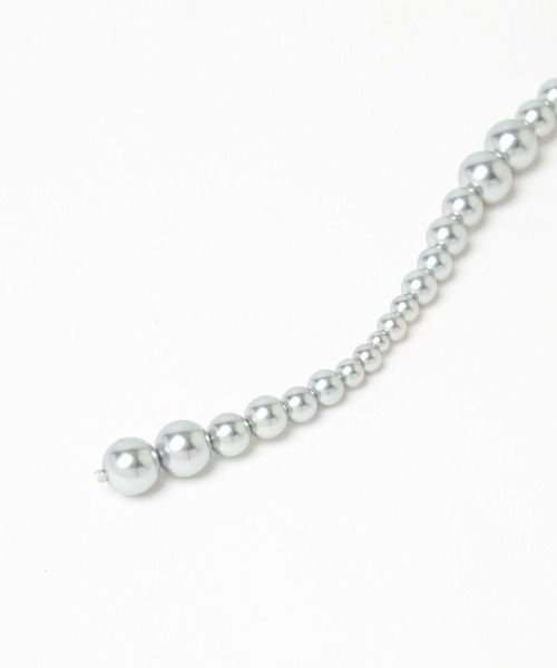 Andemiu（アンデミュウ）の「ガラスパールYラインネックレス202881（ネックレス・レディース・ホワイト/グレー・FREE）」の10枚目の写真