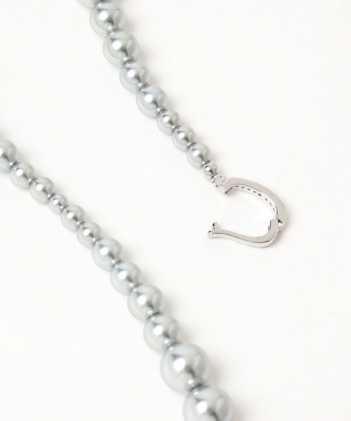 Andemiu（アンデミュウ）の「ガラスパールYラインネックレス202881（ネックレス・レディース・ホワイト/グレー・FREE）」の12枚目の写真