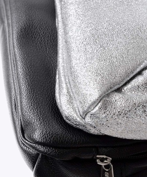 anello（アネロ）の「RYLEIGH ハンドバッグ（ハンドバッグ・レディース・シルバー/ブラック・-）」の8枚目の写真