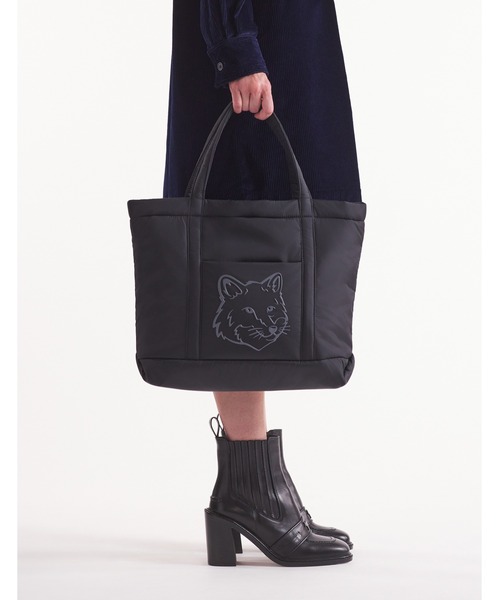 Maison Kitsune（メゾンキツネ）の「FOX HEAD PUFFER MEDIUM