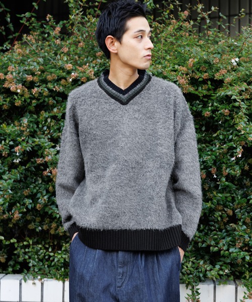 niko and...（ニコアンド）の「ブークレ襟ラインニットVネックプルオーバー（ニット/セーター・メンズ・チャコール/アイボリー/グリーン・LARGE/MEDIUM）」の22枚目の写真