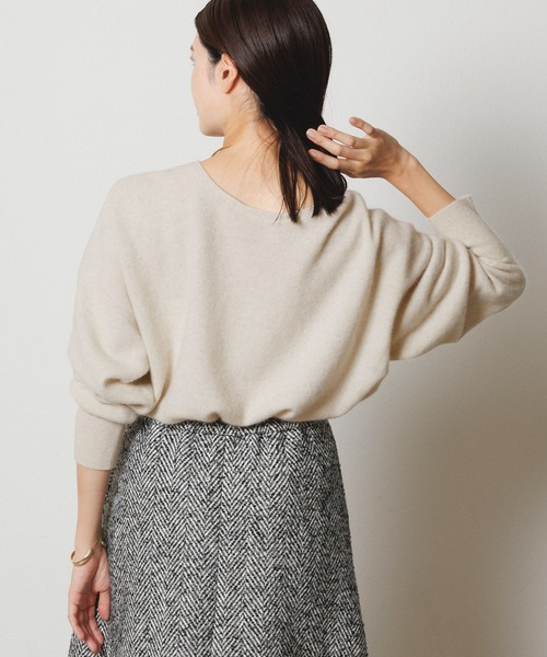 Elura(エルーラ)の「ラクーンリッチニット/127598(ニット/セーター・レディース・ライトベージュ/ラベンダー/ダークブラウン/ライトブルー・MEDIUM/LARGE)」の19枚目の写真