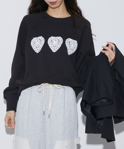 Firsthand（ファーストハンド）の「Firsthand/ファーストハンド オーガニックコットン ハートアップリケ ラグランスウェット（スウェット・レディース・グレー/ブラック・FREE）」の2枚目の写真