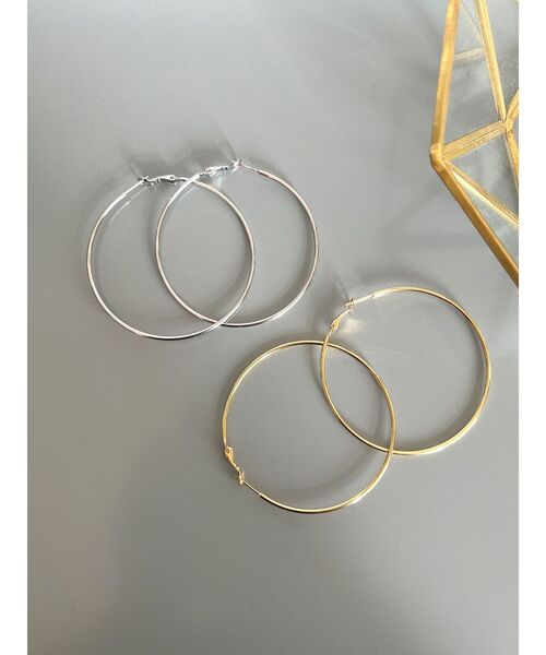 Ungrid（アングリッド）の「ビッグフープピアス（ピアス（両耳用）・レディース・シルバー/ゴールド・FREE）」の13枚目の写真