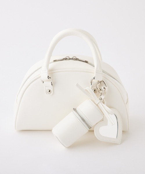 one after another NICE CLAUP（ワンアフターアナザーナイスクラップ）の「チャーム付きボストンバッグ（ハンドバッグ・レディース・ピンク/アイボリー/ブラック・FREE）」の4枚目の写真