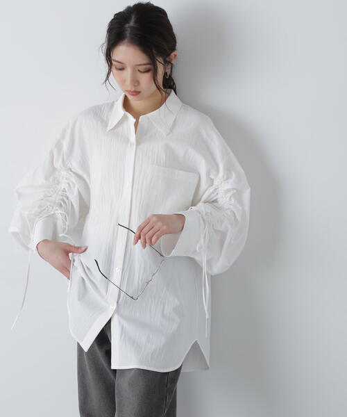 FREE'S MART(フリーズマート)の「◇袖シャーリングオーバーシャツ(シャツ/ブラウス・レディース・ブルー/ホワイト/ブルー系その他/ピンク・FREE)」の12枚目の写真