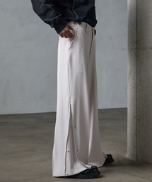 SERACE（セラス）の「【SERACE】Side button loose drape wide flare slacks / サイドボタンルーズドレープワイドフレアスラックス（スラックス）」