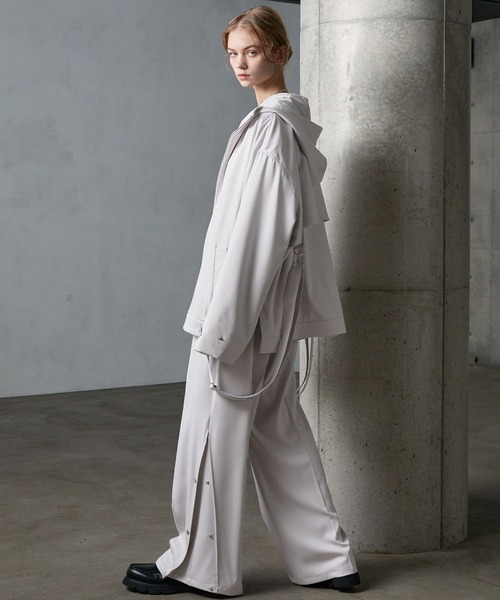 SERACE（セラス）の「【SERACE】Side button loose drape wide flare slacks / サイドボタンルーズドレープワイドフレアスラックス（スラックス・メンズ・ライトグレー/ブラック・L/M/S）」の20枚目の写真