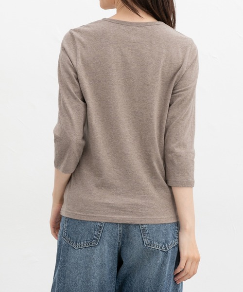 Honeys(ハニーズ)の「【UVカット】7分袖オーガニックT(Tシャツ/カットソー・レディース・スミクロ/ブルー/グリーン/ブラック/ピンク/ネイビー/オフホワイト/オートミール/ブラウン系その他・S/M/LL/L)」の17枚目の写真