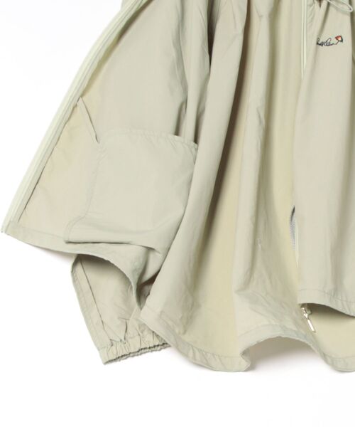 Arnold Palmer(アーノルドパーマー)の「花粉ガード ライト ノーカラー ブルゾン(ブルゾン・レディース・ライトベージュ/ブラック/ライトグリーン・S/L/M)」の22枚目の写真