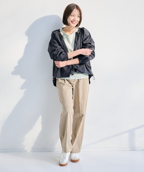 Arnold Palmer(アーノルドパーマー)の「花粉ガード ライト ノーカラー ブルゾン(ブルゾン・レディース・ライトベージュ/ブラック/ライトグリーン・S/L/M)」の6枚目の写真