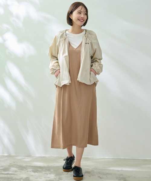 Arnold Palmer(アーノルドパーマー)の「花粉ガード ライト ノーカラー ブルゾン(ブルゾン・レディース・ライトベージュ/ブラック/ライトグリーン・S/L/M)」の8枚目の写真