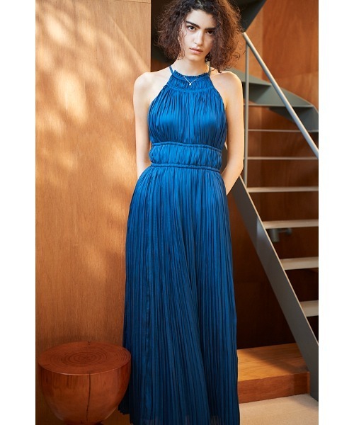 Adeline Pleaded Dress サテンランダムプリーツホルタードレス