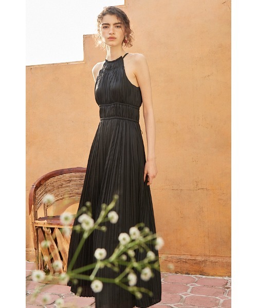 【レビューで送料無料】 Adeline Pleaded Dress サテンランダムプリーツホルタードレス ワンピース