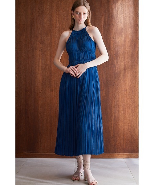 Estella.K(エステラケー)の「Adeline Pleaded Dress サテンランダムプリーツホルタードレス(ワンピース・レディース・スモークピンク/ブラック/ダークブルー/オレンジ/ブラウン・FREE)」の18枚目の写真