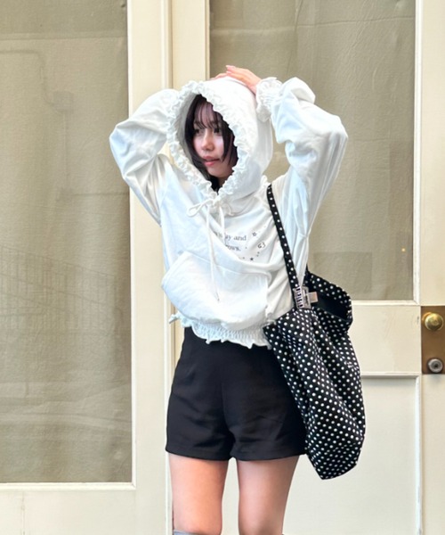 nemne store（ネンネストア）の「【seoup】フリルギャザーフーディ（パーカー・レディース・ホワイト系/杢グレー・SMALL/MEDIUM）」の4枚目の写真