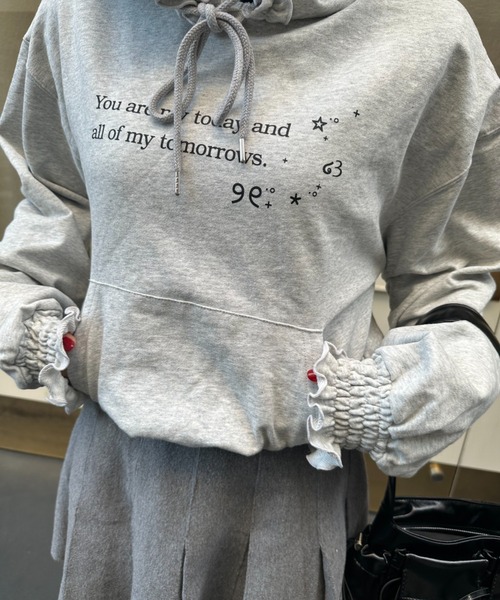 nemne store（ネンネストア）の「【seoup】フリルギャザーフーディ（パーカー・レディース・ホワイト系/杢グレー・SMALL/MEDIUM）」の11枚目の写真