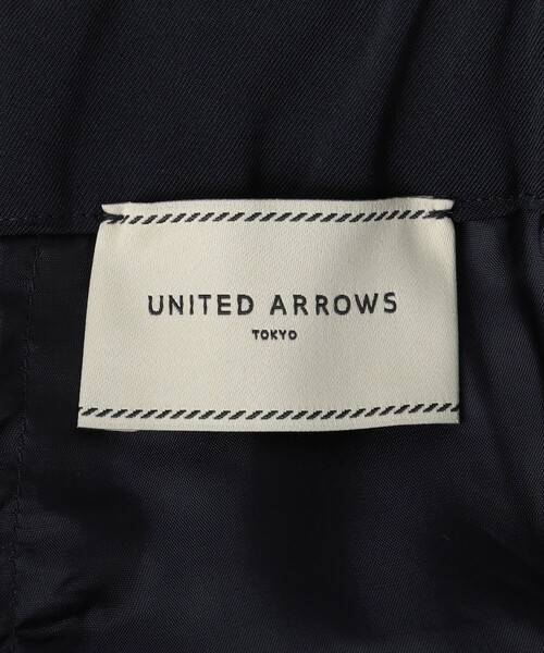 UNITED ARROWS（ユナイテッドアローズ）の「FEEL CLEAN スリム パンツ（スラックス・レディース・ネイビー/ブラック・40/38/36/34）」の22枚目の写真