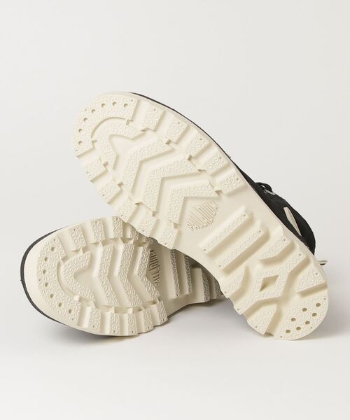 PALLADIUM（パラディウム）の「PALLADIUM/パラディウム PAMPA DUO CHROME/パンパ デュオクローム（スニーカー・レディース・レッド/ブルー/グレー/エメラルド/ブラック・25cm/24.5cm/24cm/23.5cm/28cm/27.5cm/27cm/26.5cm/26cm/25.5cm/23cm）」の7枚目の写真