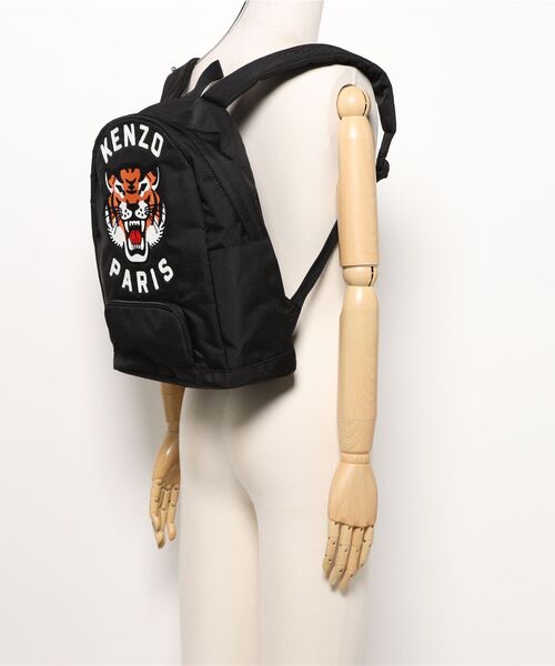 KENZO(ケンゾー)の「パテッド エンブロイド バックパック(バックパック/リュック・キッズ・ブラック系その他・ONE SIZE)」の4枚目の写真