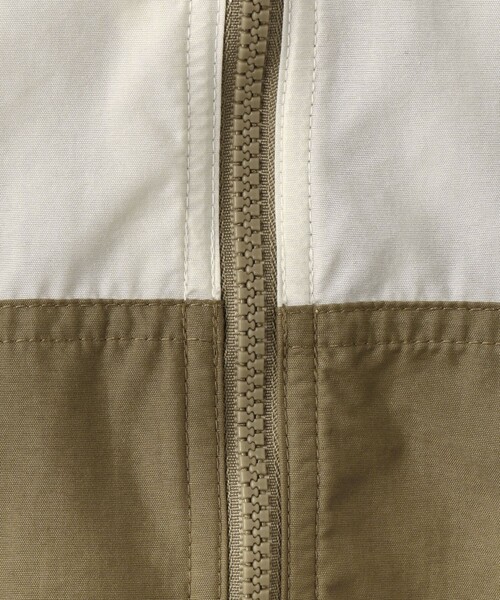 THE NORTH FACE（ザノースフェイス）の「＜THE NORTH FACE＞コンパクトジャケット / キッズ  130cm-160cm（ブルゾン・キッズ・ベージュ/コバルトブルー・130cm/140cm/150cm/160cm）」の16枚目の写真