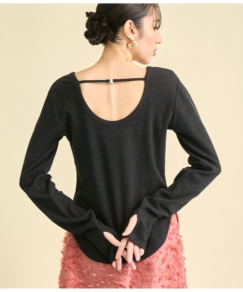 Settimissimo（セッティミッシモ）の「バックオープン ホックデザイン プルオーバー（Tシャツ/カットソー・レディース・ブラック/アイボリー・FREE）」の2枚目の写真