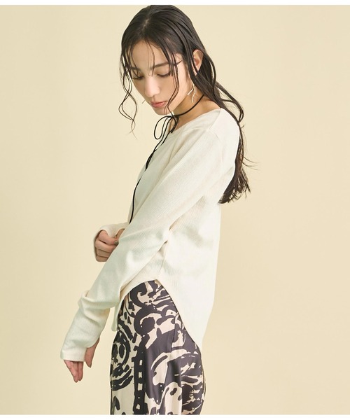 Settimissimo（セッティミッシモ）の「バックオープン ホックデザイン プルオーバー（Tシャツ/カットソー・レディース・ブラック/アイボリー・FREE）」の14枚目の写真