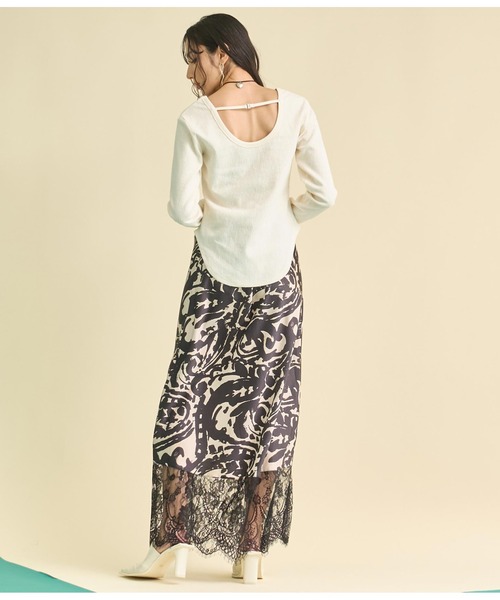 Settimissimo（セッティミッシモ）の「バックオープン ホックデザイン プルオーバー（Tシャツ/カットソー・レディース・ブラック/アイボリー・FREE）」の20枚目の写真