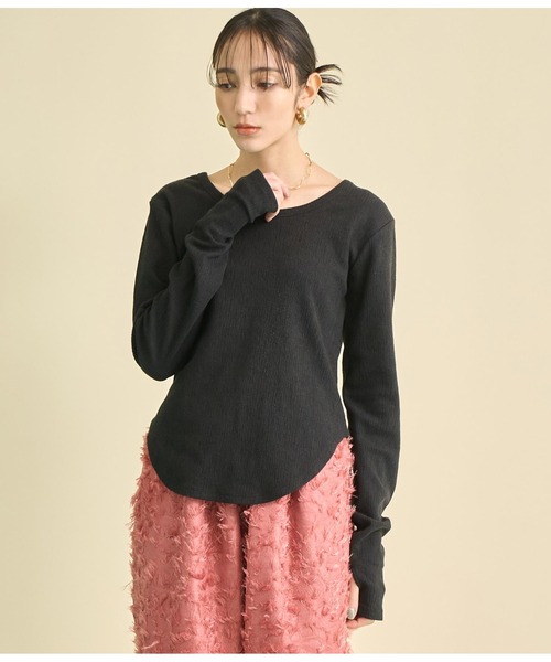 Settimissimo（セッティミッシモ）の「バックオープン ホックデザイン プルオーバー（Tシャツ/カットソー・レディース・ブラック/アイボリー・FREE）」の22枚目の写真