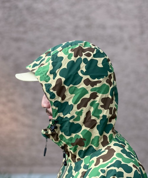 AAPE UNIVERSE ナイロンジャケット 迷彩柄 ホワイト AAPE UNIVERSE ナイロンジャケット 迷彩柄 ホワイト