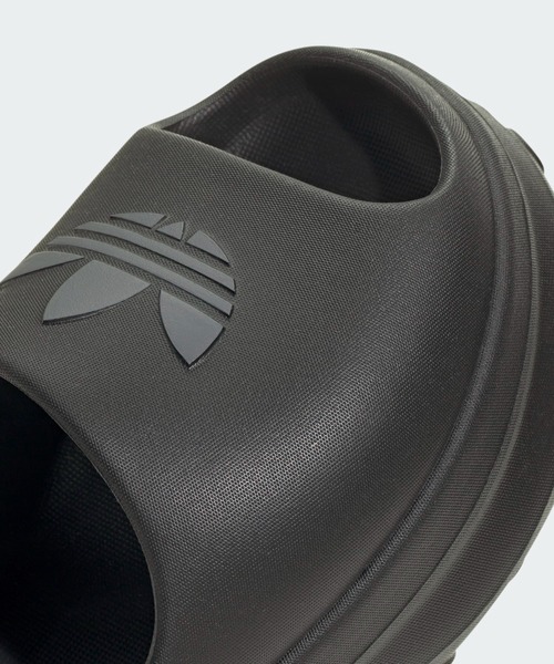 adidas(アディダス)の「Adifom スタン サンダル / Adifom Stan Slides / 厚底サンダル アディダスオリジナルス adidas Originals(サンダル・レディース・ブラック/ホワイト・23.5cm/22.5cm/24.5cm/25.5cm/26.5cm/27.5cm)」の15枚目の写真