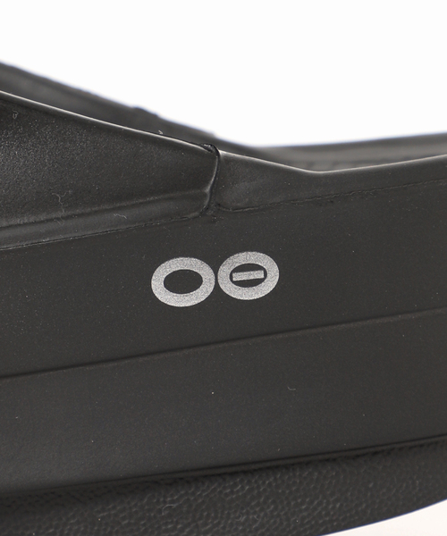 OOFOS(ウーフォス)の「《追加》OOFOS/ウーフォス Oomega(サンダル・レディース・ベージュ/ブラック・25cm/24cm/23cm)」の22枚目の写真