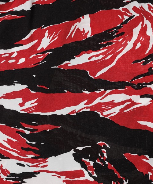 TAKAHIROMIYASHITATheSoloIst.（タカヒロミヤシタザソロイスト）の「hawaiian shorts.(tiger camouflage)（その他パンツ・メンズ・ブルー系その他/イエロー系その他/オレンジ系その他/レッド系その他/ブラック×ホワイト/グリーン系その他・48/46）」の15枚目の写真