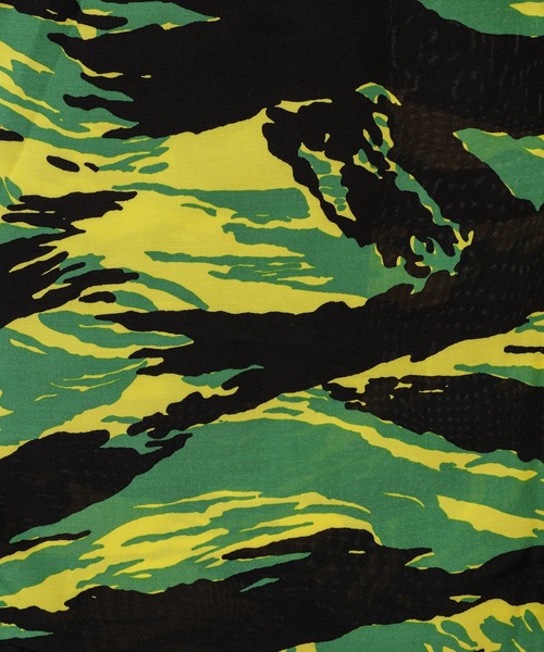 TAKAHIROMIYASHITATheSoloIst.（タカヒロミヤシタザソロイスト）の「hawaiian shorts.(tiger camouflage)（その他パンツ・メンズ・ブルー系その他/イエロー系その他/オレンジ系その他/レッド系その他/ブラック×ホワイト/グリーン系その他・48/46）」の16枚目の写真