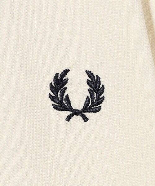 FRED PERRY(フレッドペリー)の「<FRED PERRY>ツインティップ ポロシャツ(ポロシャツ・レディース・ブラック/ネイビー/オフホワイト/ダークグレー・S)」の8枚目の写真