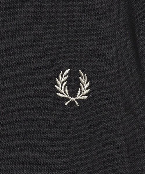 FRED PERRY(フレッドペリー)の「<FRED PERRY>ツインティップ ポロシャツ(ポロシャツ・レディース・ブラック/ネイビー/オフホワイト/ダークグレー・S)」の18枚目の写真